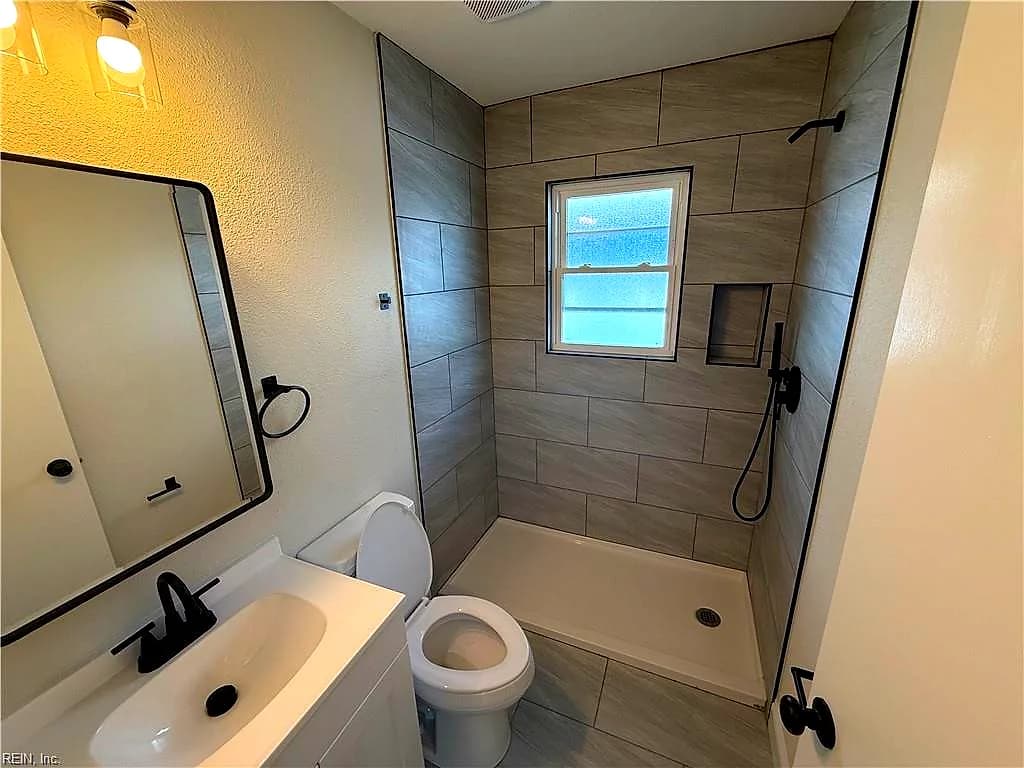 201 E Ocean View AVE #7, NORFOLK VA 23503 thumb 8