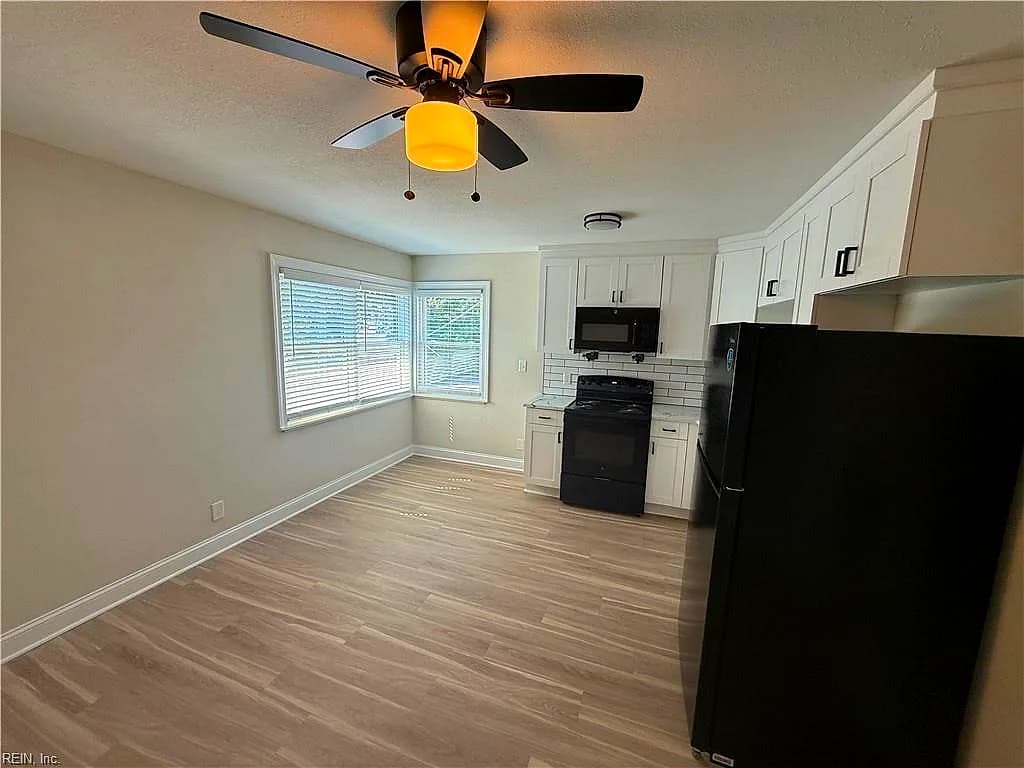201 E Ocean View AVE #8, NORFOLK VA 23503 - Photo 3