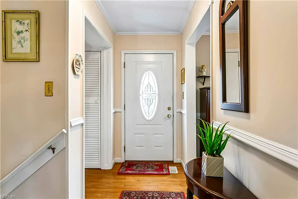148 Lawson DR, YORKTOWN VA 23693 thumb 6