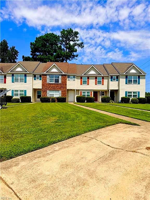 3404 Clover Meadows DR, CHESAPEAKE VA 23321 - Photo 2