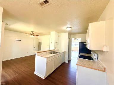 3404 Clover Meadows DR, CHESAPEAKE VA 23321 thumb 12