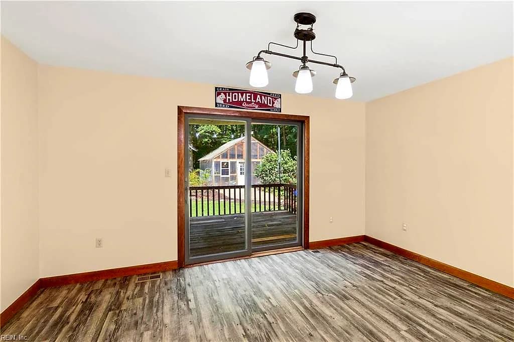 5952 Ladysmeade LN, GLOUCESTER VA 23061 thumb 12