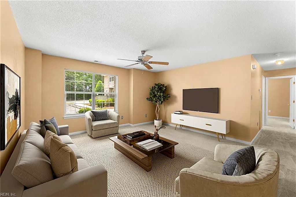 315 Gainsborough SQ, CHESAPEAKE VA 23320 - Photo 5