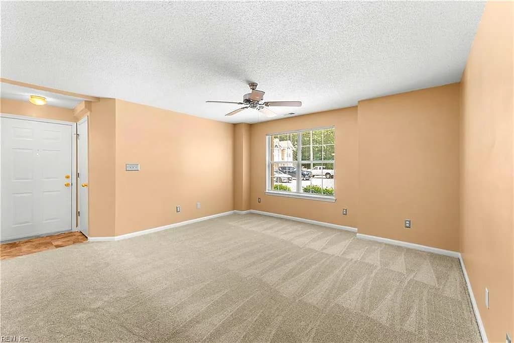315 Gainsborough SQ, CHESAPEAKE VA 23320 thumb 6