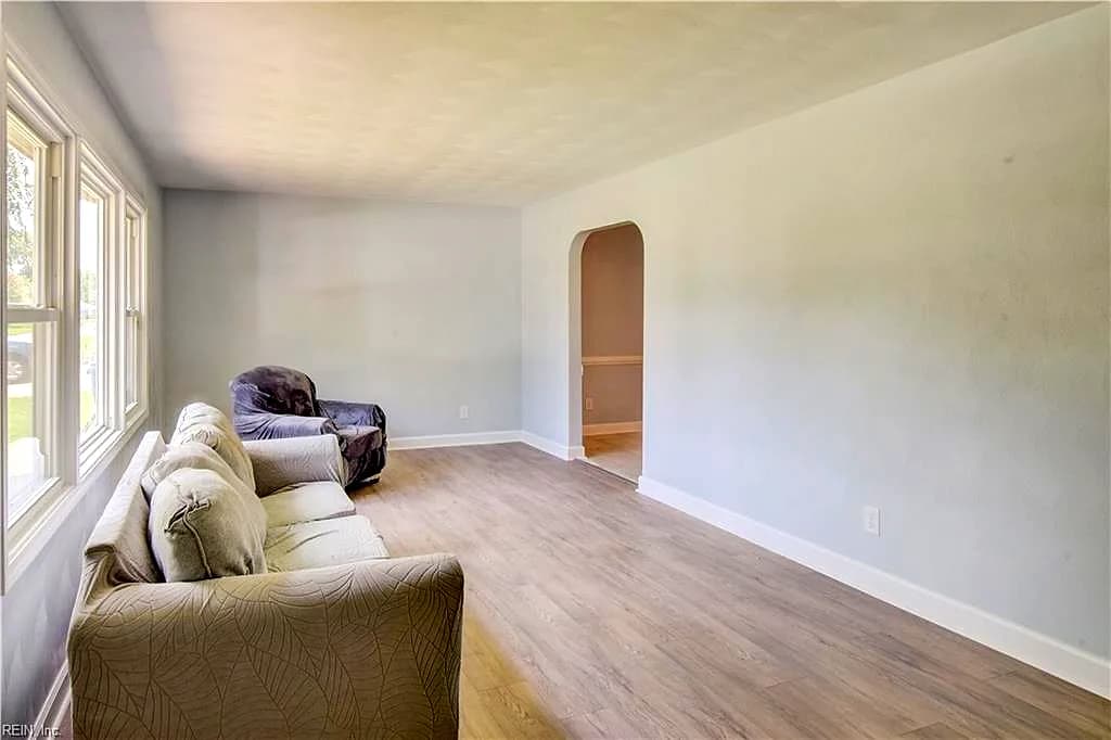 645 Declaration RD, VIRGINIA BEACH VA 23462 thumb 6