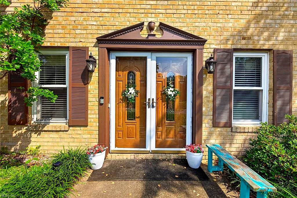 517 Boswell CT, VIRGINIA BEACH VA 23452 - Photo 3