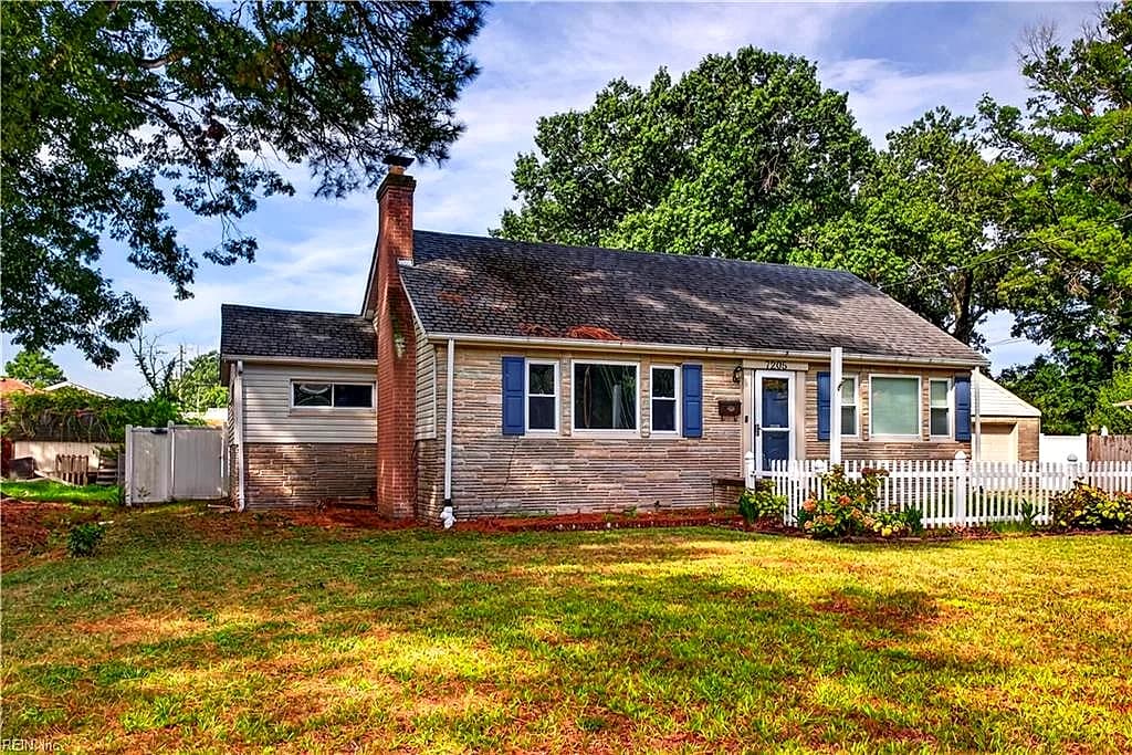 7205 Madison AVE, NEWPORT NEWS VA 23605 - Photo 2