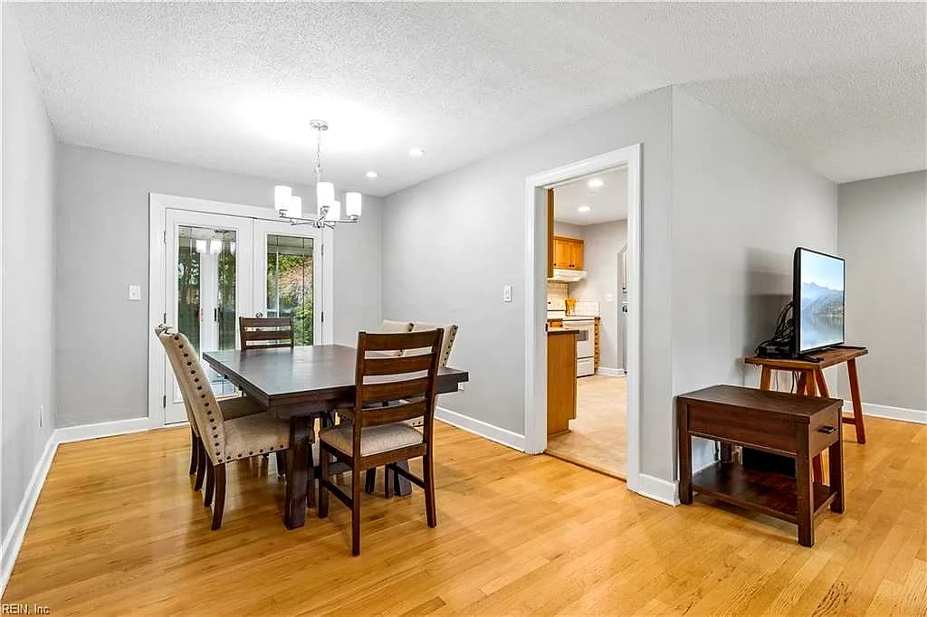 209 E mcginnis CIR, NORFOLK VA 23502 thumb 11