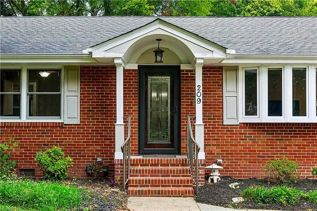 209 E mcginnis CIR, NORFOLK VA 23502 - Photo 5