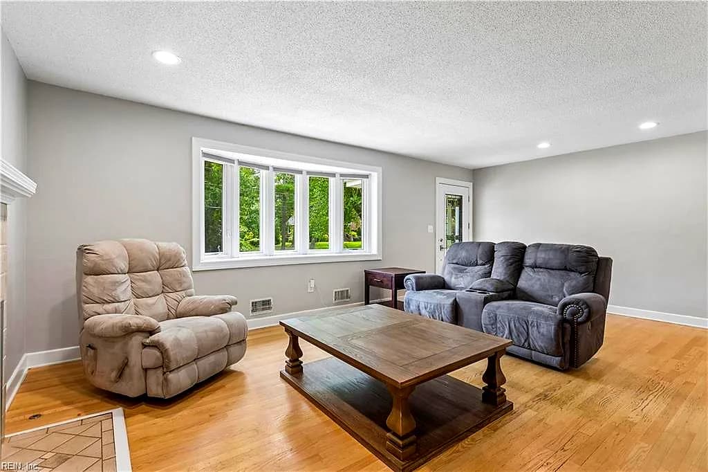 209 E mcginnis CIR, NORFOLK VA 23502 thumb 9