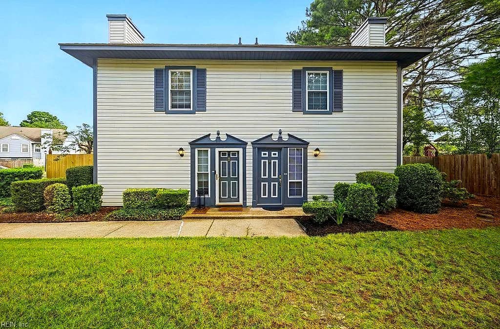 726 Oleander CIR, VIRGINIA BEACH VA 23464 - Photo 2