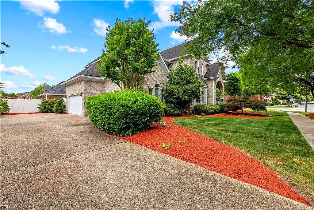 700 Old Fields ARCH, CHESAPEAKE VA 23320 - Photo 4