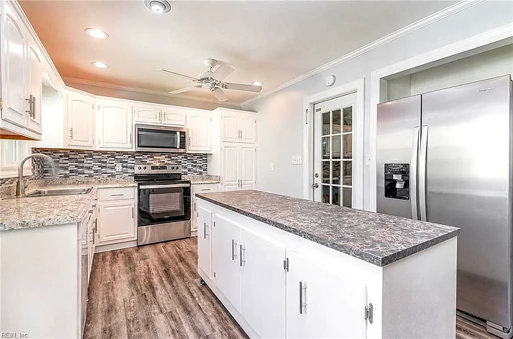 4208 Nina DR, CHESAPEAKE VA 23321 thumb 6