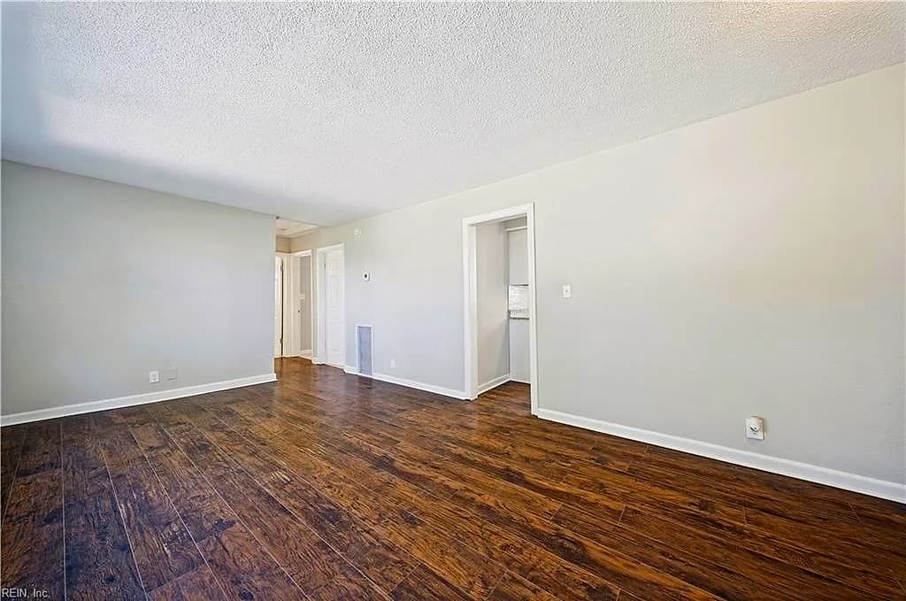 152 S Fir AVE, VIRGINIA BEACH VA 23452 thumb 11