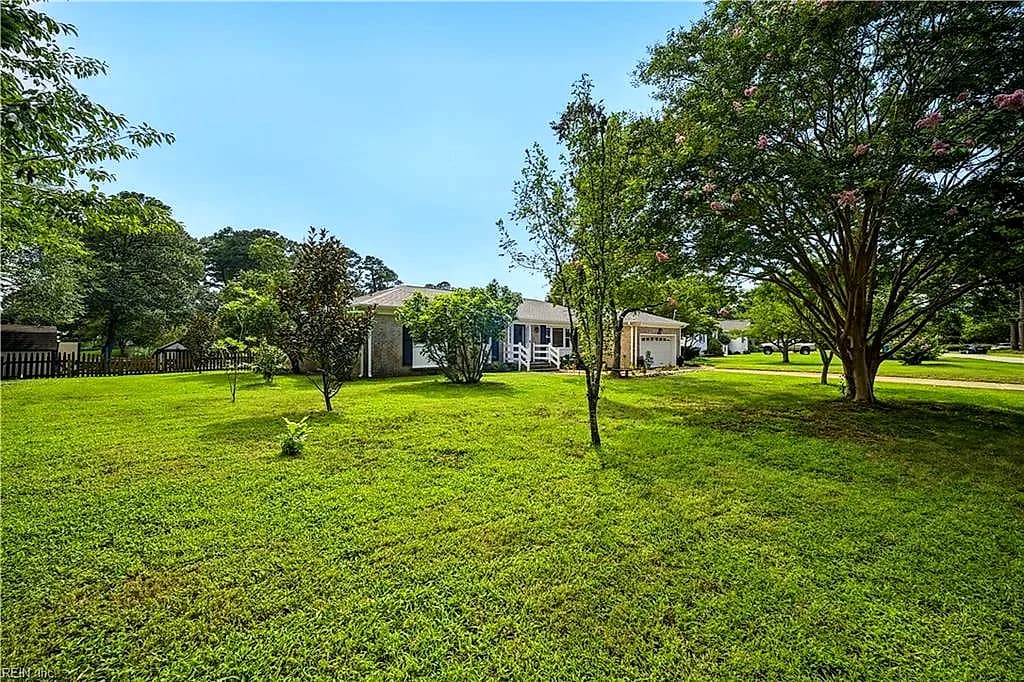 2305 Spindrift RD, VIRGINIA BEACH VA 23451 - Photo 3