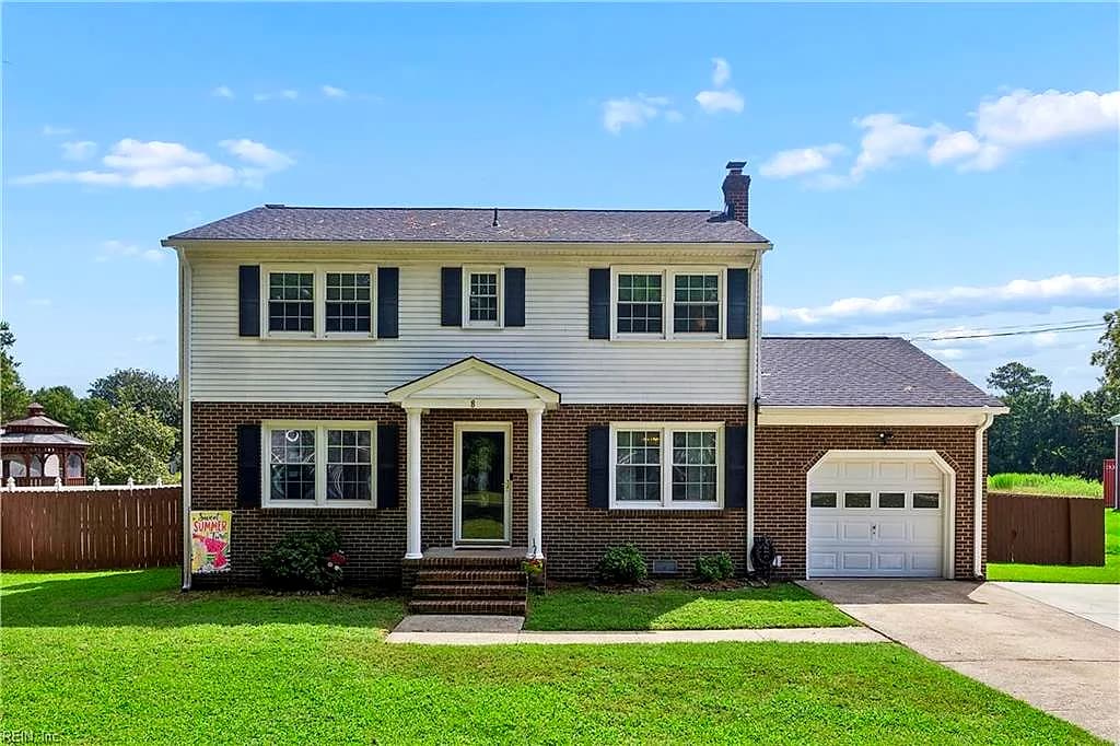 8 Hunts Neck RD, POQUOSON VA 23662 - Main photo