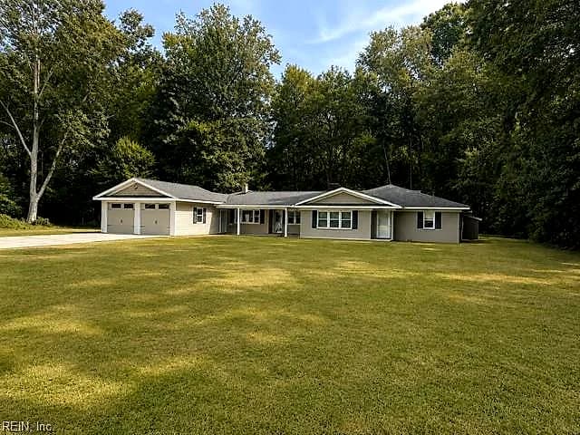 549 Forest RD, CHESAPEAKE VA 23322 - Main photo