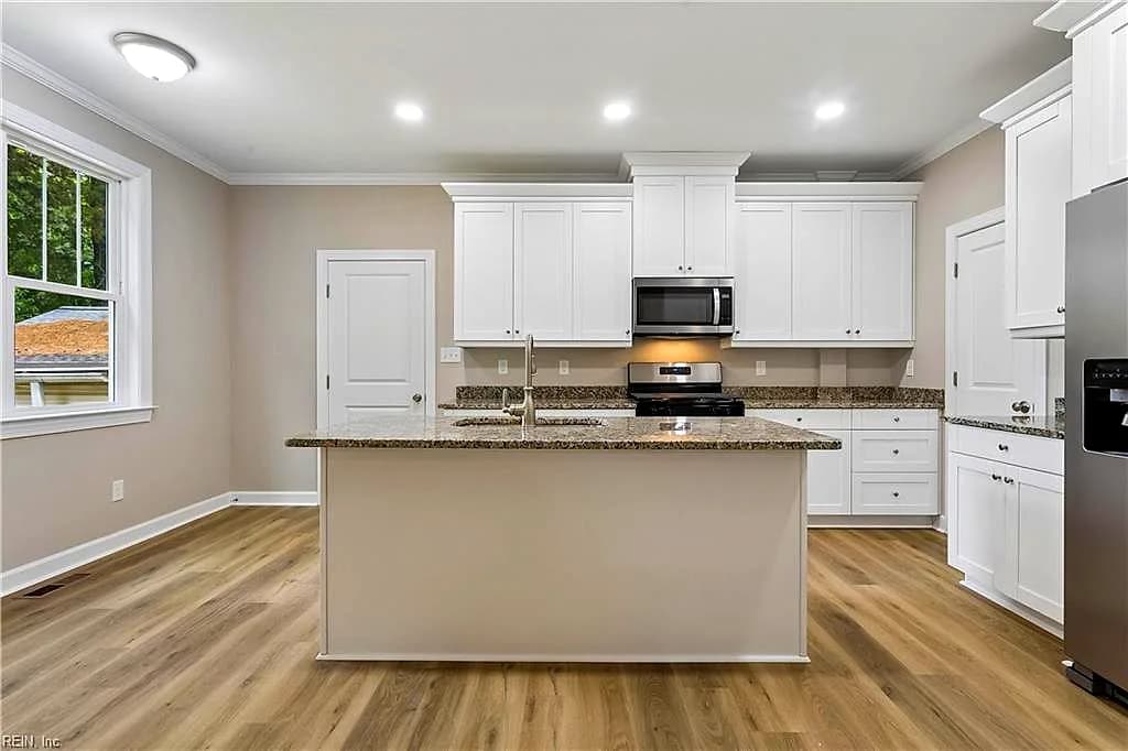 108 Wickre ST, WILLIAMSBURG VA 23185 - Photo 4