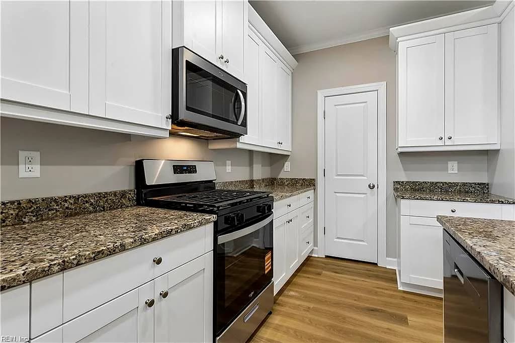 108 Wickre ST, WILLIAMSBURG VA 23185 - Photo 5