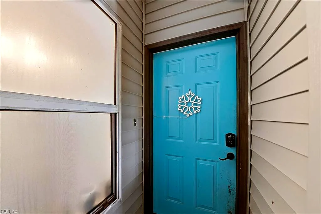 869 Little Bay AVE #2, NORFOLK VA 23503 - Photo 4