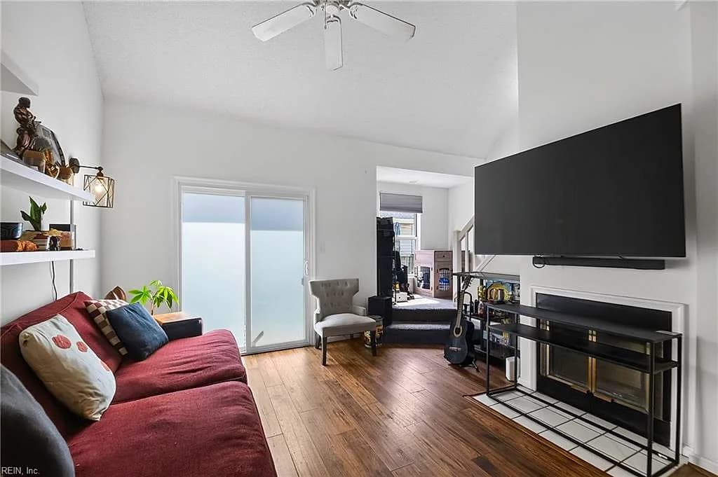 869 Little Bay AVE #2, NORFOLK VA 23503 thumb 7