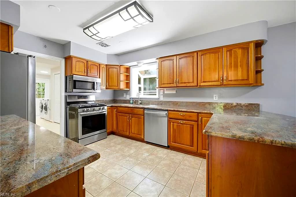 3421 Kings Grant RD, VIRGINIA BEACH VA 23452 thumb 12