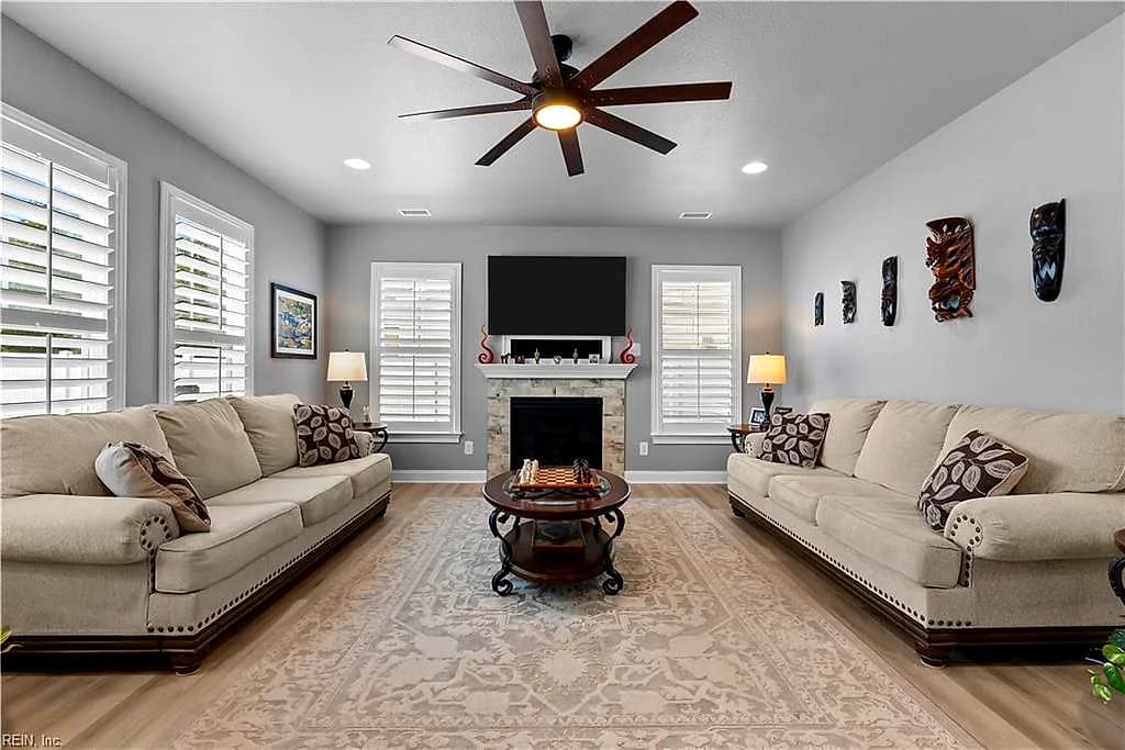 409 Cairns RD, CHESAPEAKE VA 23322 thumb 8