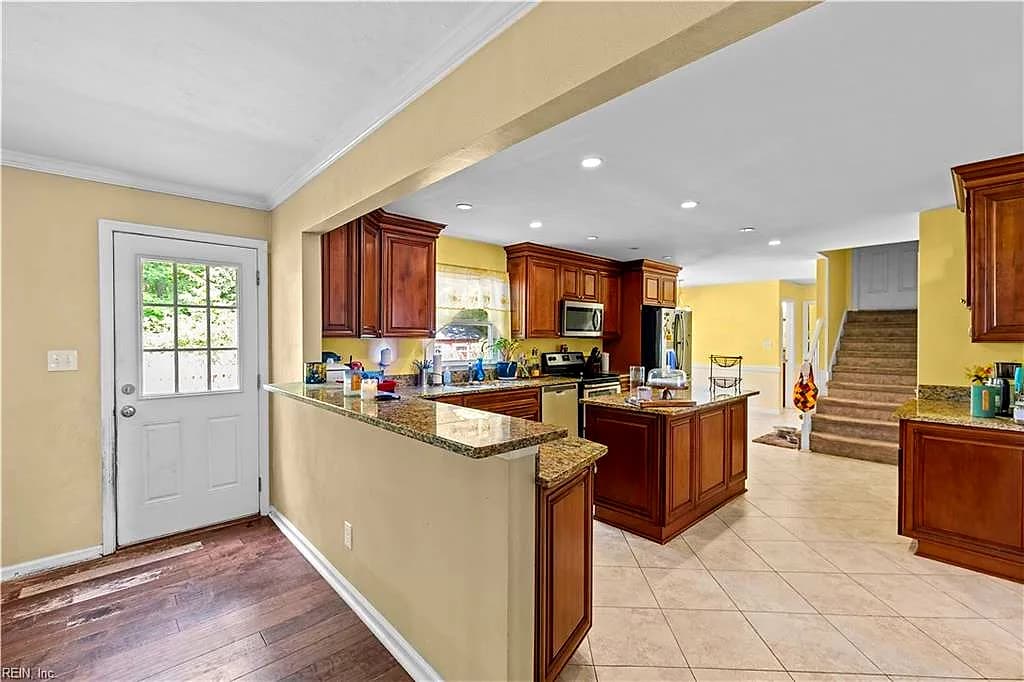 1152 Crystalwood CIR, CHESAPEAKE VA 23320 thumb 12