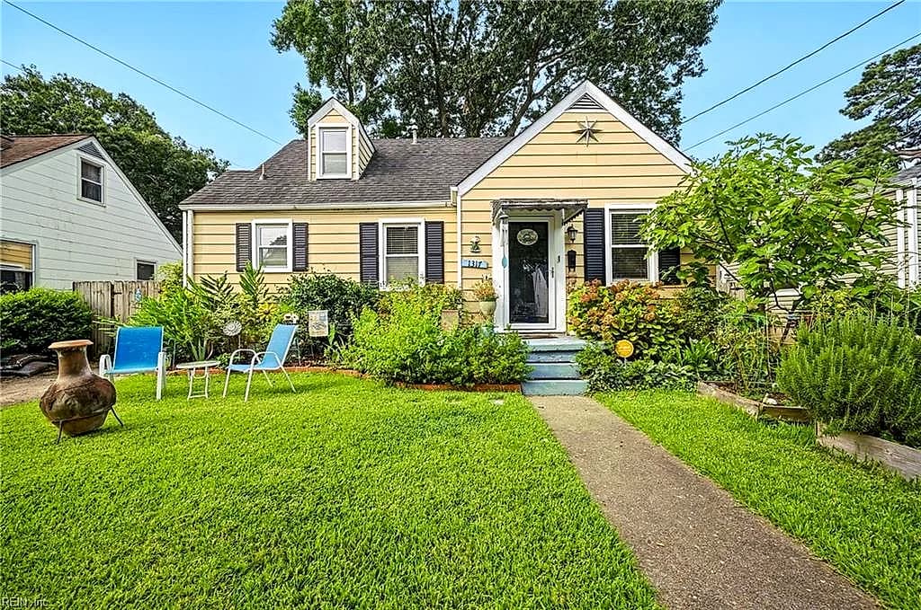 1317 Maplewood AVE, NORFOLK VA 23503 - Photo 2