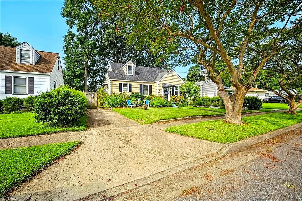 1317 Maplewood AVE, NORFOLK VA 23503 - Photo 3