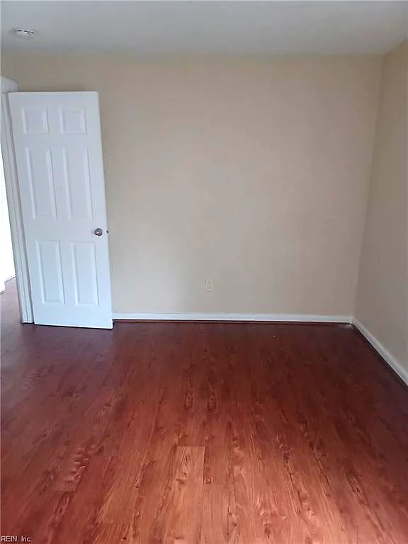 1107 Hull ST, CHESAPEAKE VA 23324 thumb 6