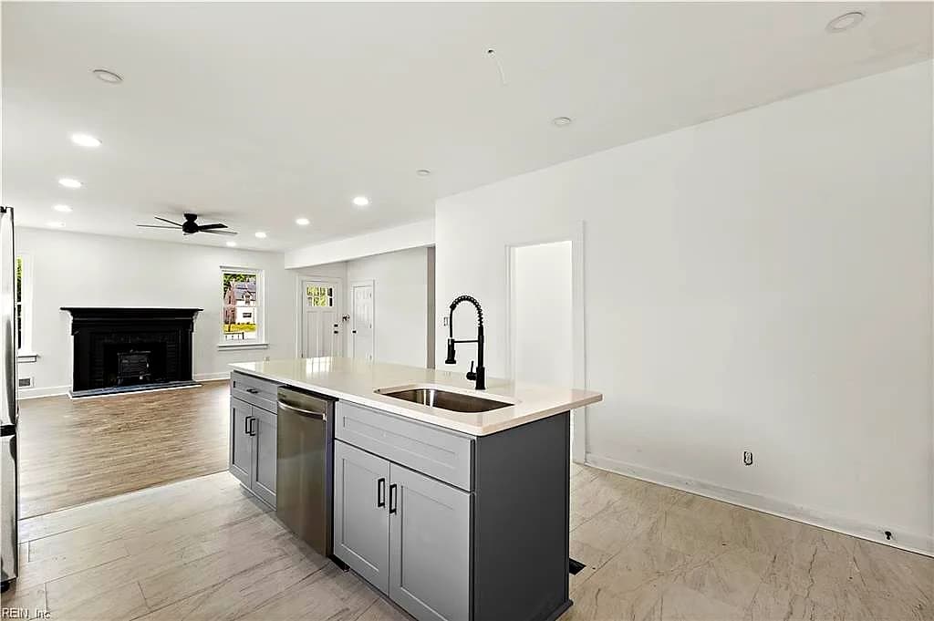 161 Lasalle AVE, HAMPTON VA 23661 thumb 12