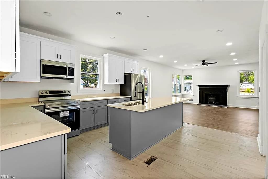 161 Lasalle AVE, HAMPTON VA 23661 - Photo 4
