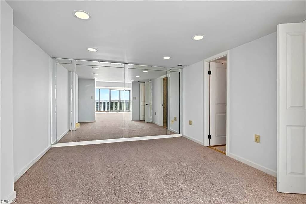 4004 Atlantic AVE #PH4, VIRGINIA BEACH VA 23451 thumb 11