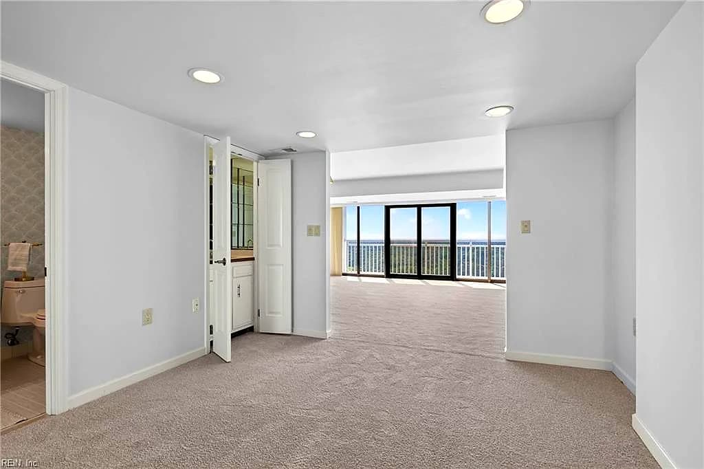 4004 Atlantic AVE #PH4, VIRGINIA BEACH VA 23451 thumb 12
