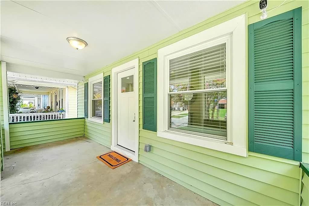 821 W 41st ST, NORFOLK VA 23508 - Photo 3