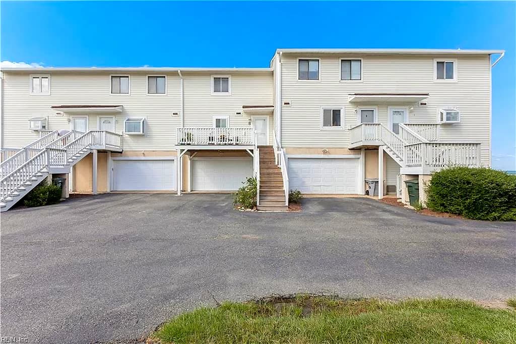 8 Cantamar CT, HAMPTON VA 23664 - Main photo