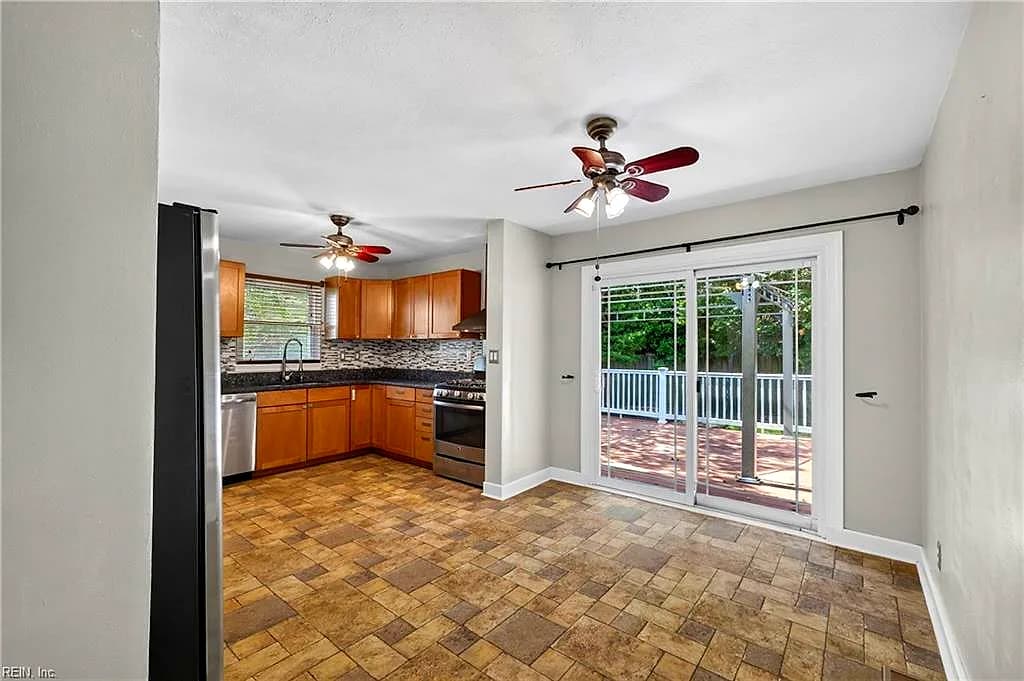 1217 Oak Park AVE, NORFOLK VA 23503 thumb 7