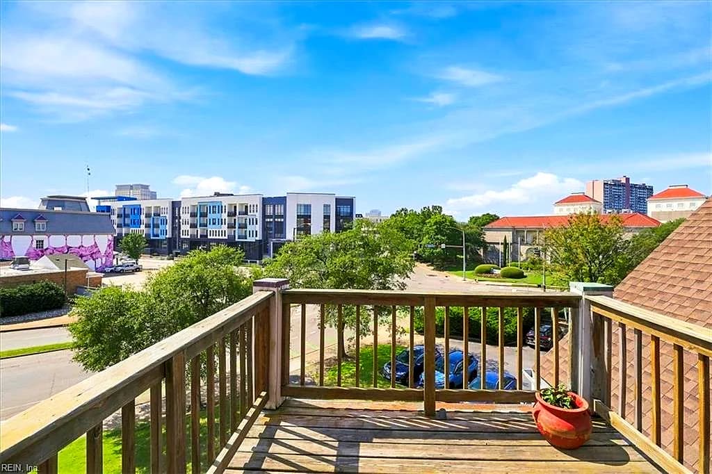 696 Mowbray ARCH #650, NORFOLK VA 23507 thumb 6