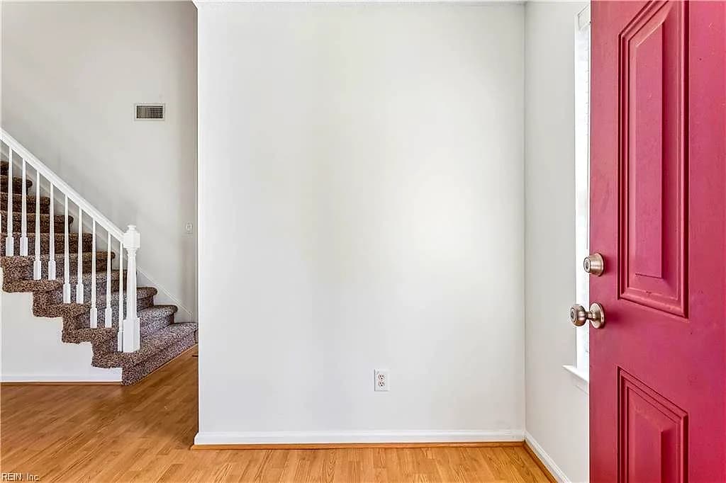 823 Miller Creek LN, NEWPORT NEWS VA 23602 - Photo 5