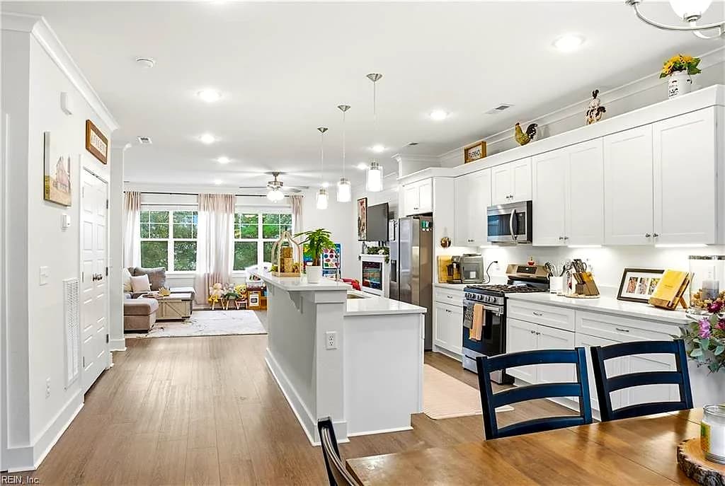 2917 Pretty Lake AVE, NORFOLK VA 23518 thumb 10