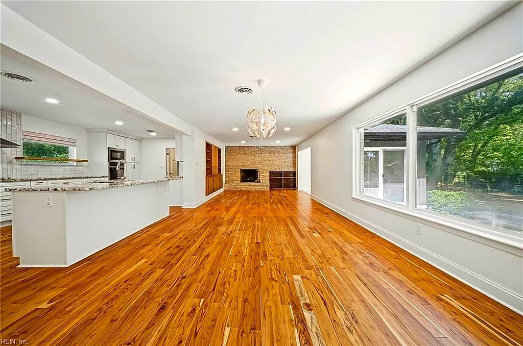 7077 Kirby CRES, NORFOLK VA 23505 thumb 8