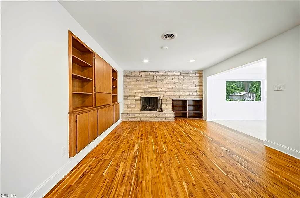 7077 Kirby CRES, NORFOLK VA 23505 thumb 10