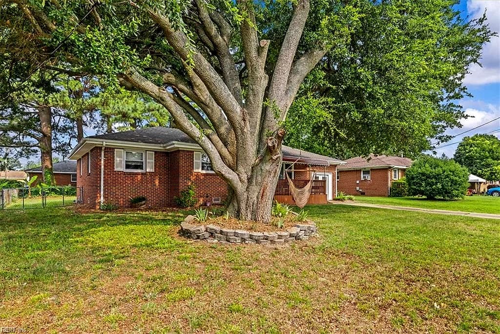 1217 Oleander AVE, CHESAPEAKE VA 23325 - Photo 4
