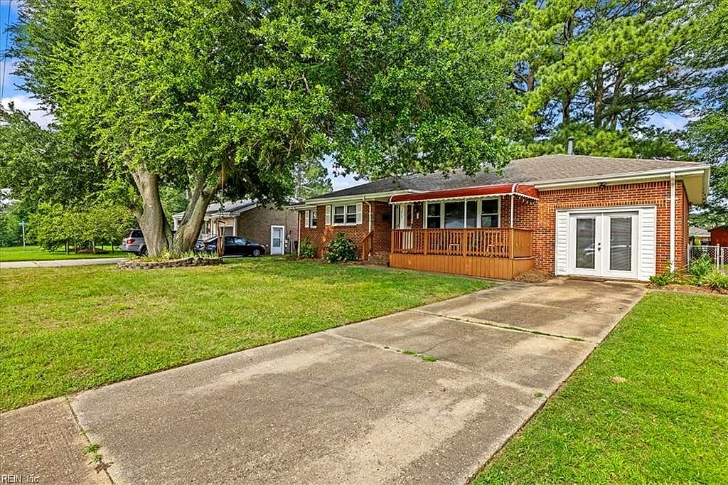 1217 Oleander AVE, CHESAPEAKE VA 23325 - Photo 5