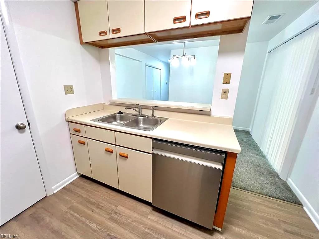 414 Sea Pointe CT #102, VIRGINIA BEACH VA 23451 thumb 10