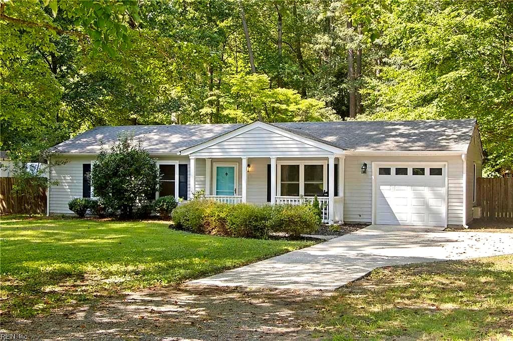 8581 Poplar Springs DR, GLOUCESTER VA 23061 - Photo 4