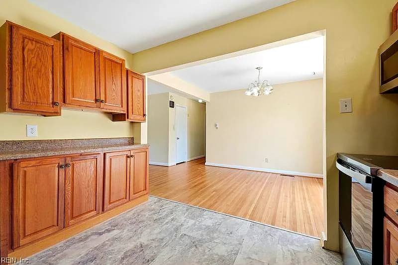 8332 Jolima AVE, NORFOLK VA 23518 - Photo 4