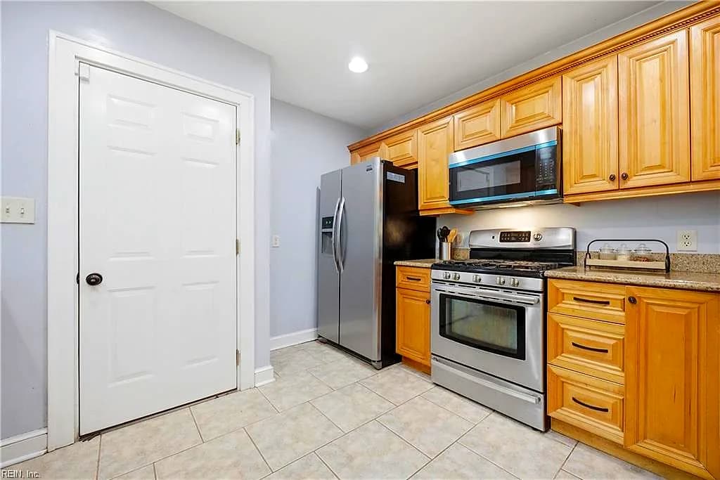 104 E Severn RD, NORFOLK VA 23505 thumb 11