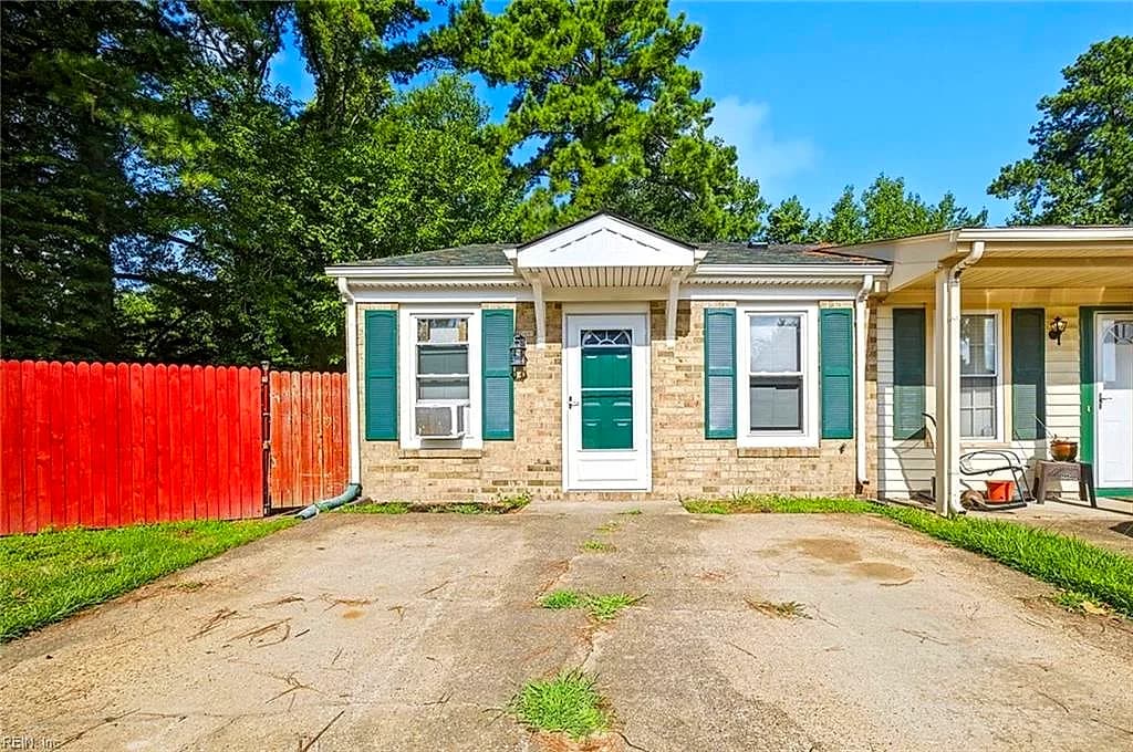 5348 Tuttle Creek CT, VIRGINIA BEACH VA 23462 - Main photo